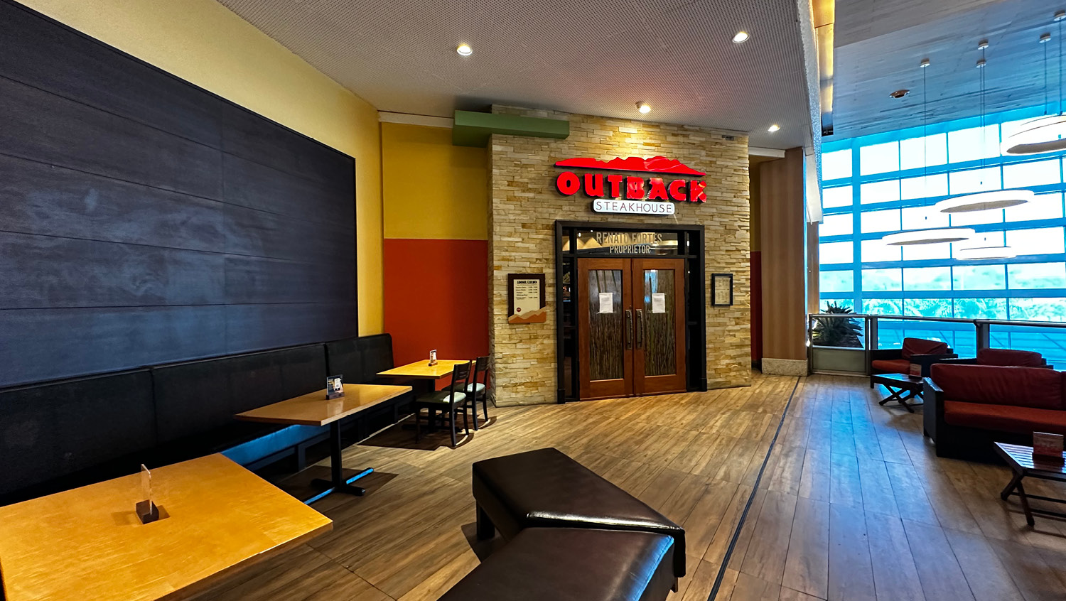 OUTBACK STEAKHOUSE