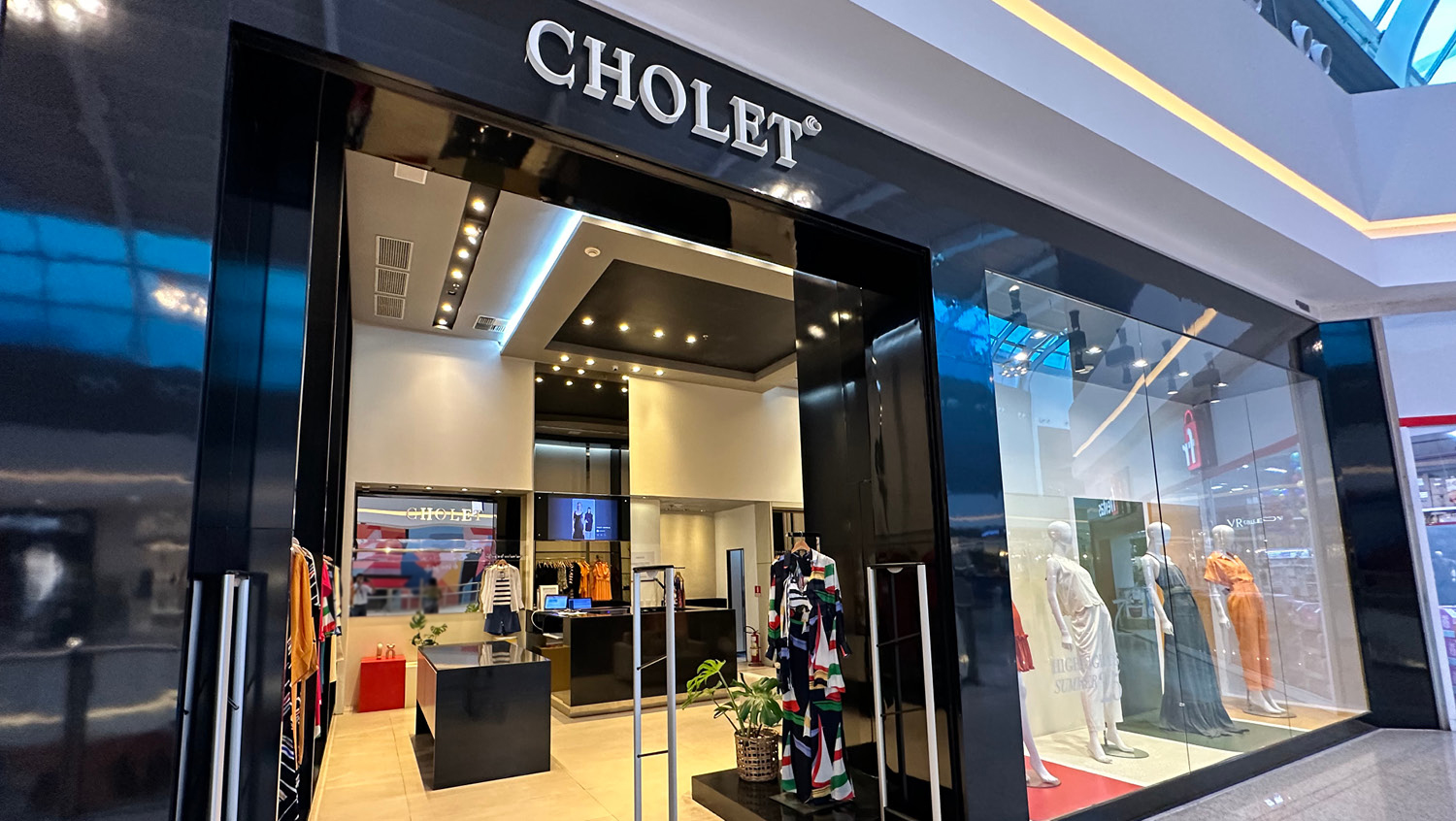 CHOLET