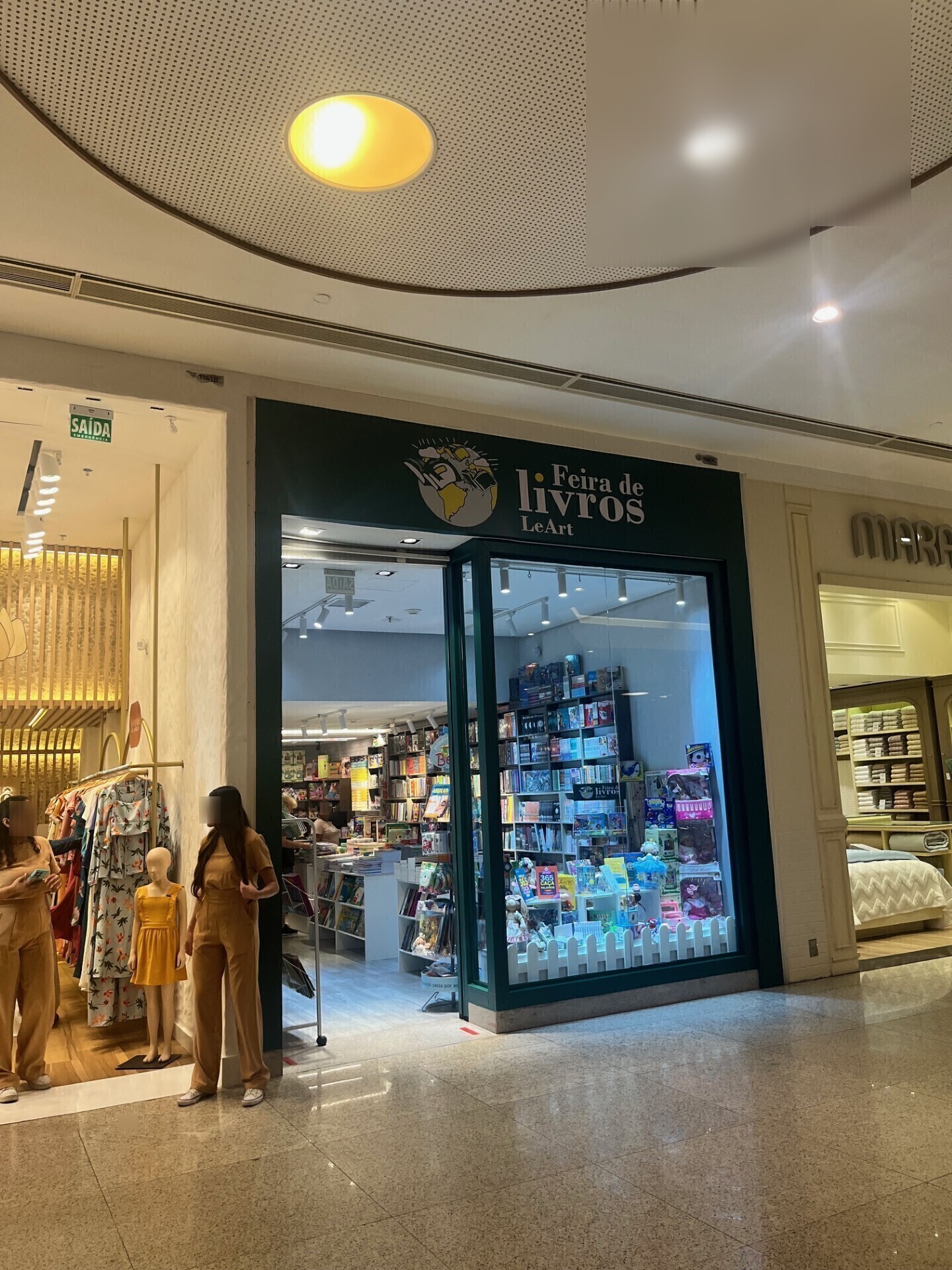 FEIRA DE LIVROS LEART