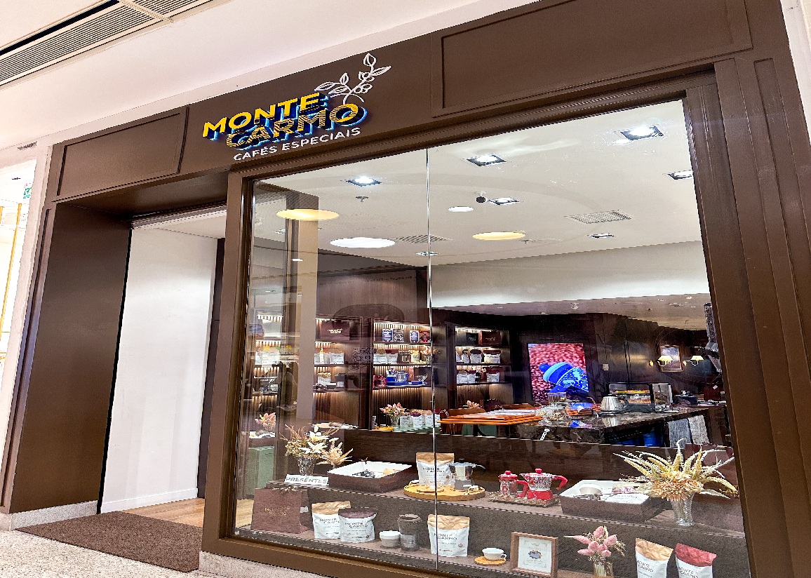 MONTE CARMO CAFÉS ESPECIAIS